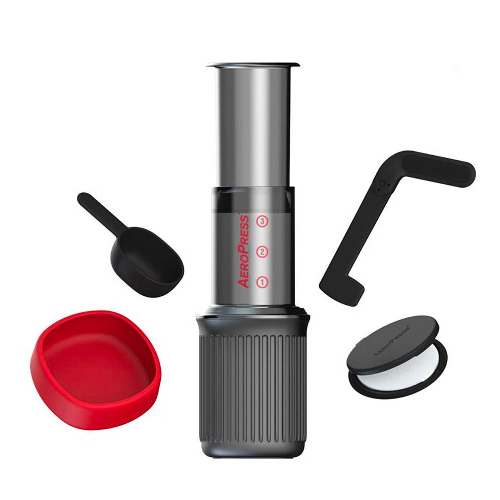 AeroPress Go Kaffee-Zubereiter inkl. 100 Filtern